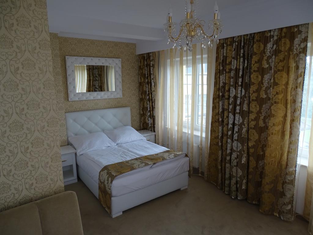 Margerita Hotel Modlnica Kültér fotó