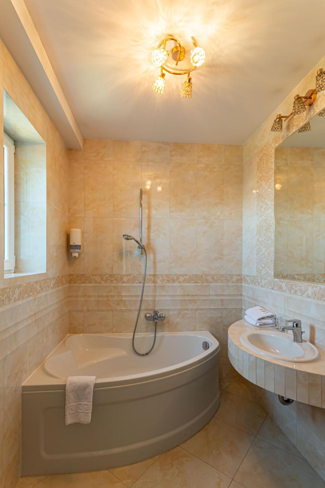 Margerita Hotel Modlnica Szoba fotó