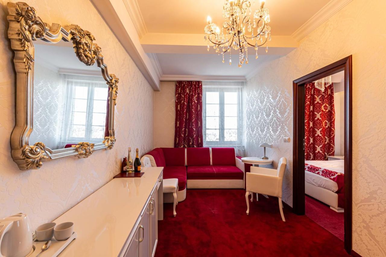 Margerita Hotel Modlnica Kültér fotó